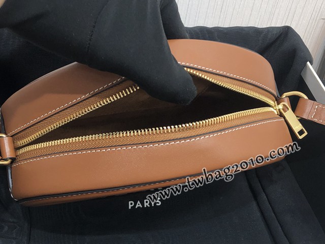 Celine專櫃2023新款經典凱旋門Logo大月餅包斜挎女包 賽琳OVAL CUIR TRIOMPHE大光滑牛皮革橢圓形手袋 sldj2260